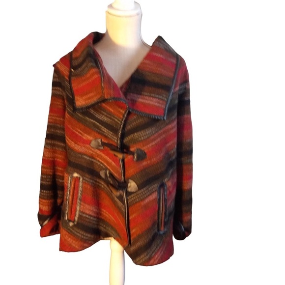 Jolt Women Red Black Tribal Print Wool Blend Jacket Sz M Toggle Buttons Pockets - Picture 2 of 11